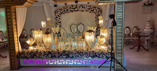 عکس دفتر ازدواج و سالن عقد کلبه خوشبختی