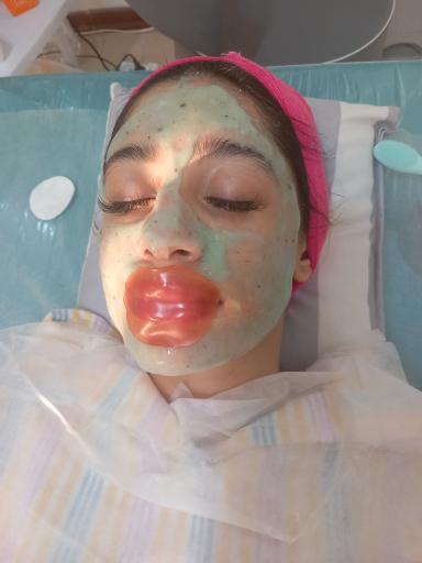 عکس کلینیک زیبایی نیلی