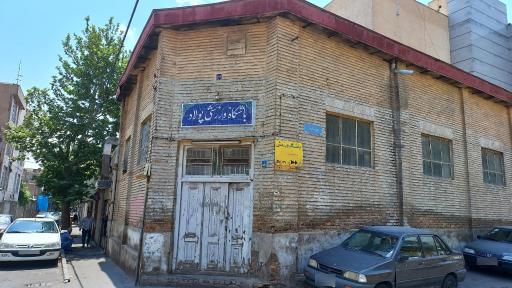 باشگاه ورزشی پولاد