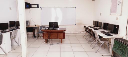 عکس آموزشگاه کامپیوتر فتاح