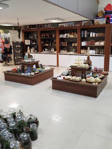 عکس شهر کتاب نوشهر 