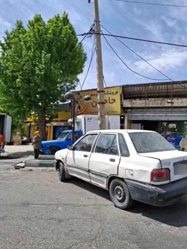 عکس مرغ‌فروشی حاجیان