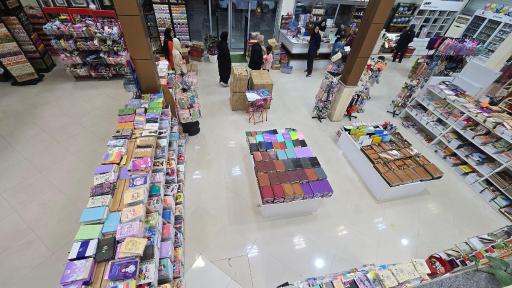 عکس شهر کتاب نوشهر 