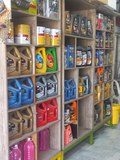 عکس تعویض روغنی و اتوسرویس اخوان