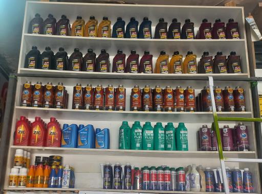 عکس تعویض روغنی و اتوسرویس اخوان