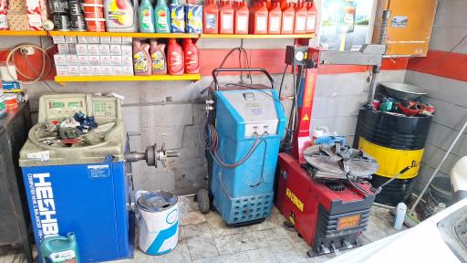 عکس تعمیرگاه & تعویض  روغن ونک