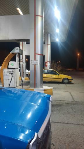 عکس پمپ گاز CNG سلفچگان