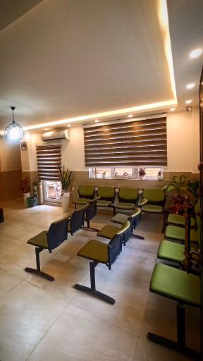 عکس مطب شبانه‌روزی دی (دکتر دلاور)