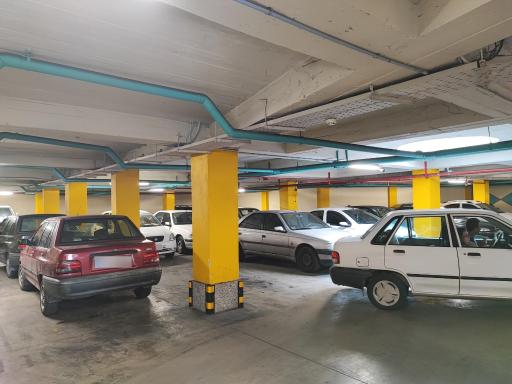 عکس پارکینگ سرپوشیده احمدزاده‌فر