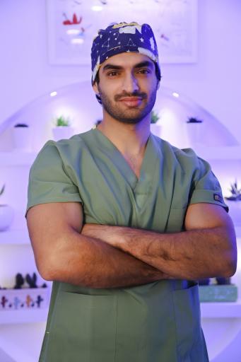 عکس دکتر امیر علیزاده