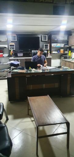 عکس مشاور املاک مهریز