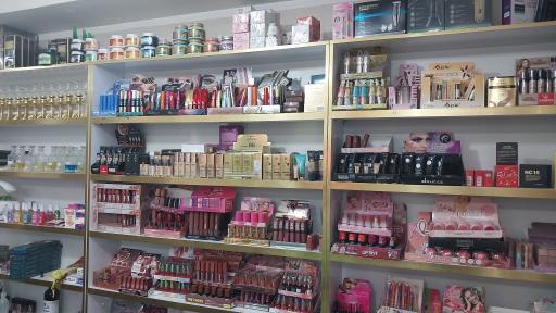 عکس آرایشی بهداشتی ملورین