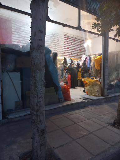 عکس پارچه و لباس فروشی فرخی 