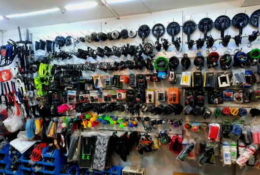 عکس فروشگاه و تعمیرگاه دوچرخه عابدینی