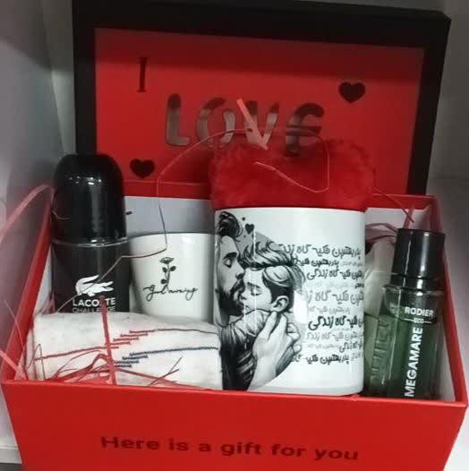 عکس گالری صورتی