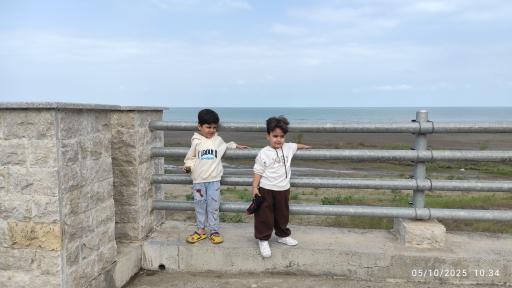 عکس مجتمع آموزشی، رفاهی نارنجی