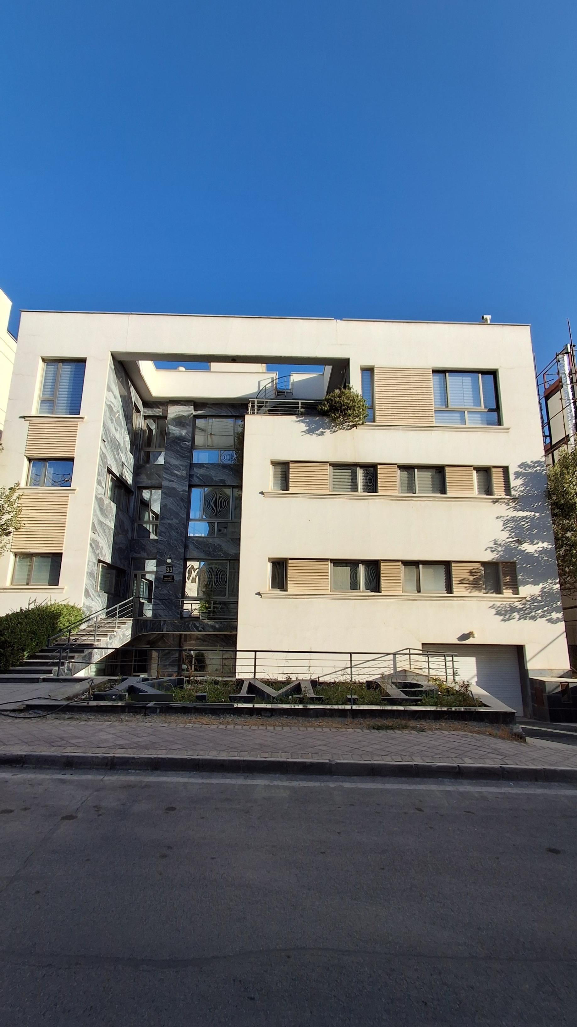 عکس آزمایشگاه کیان معدن پارس