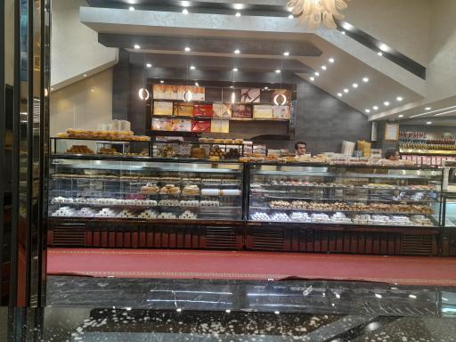 عکس قنادی پاک