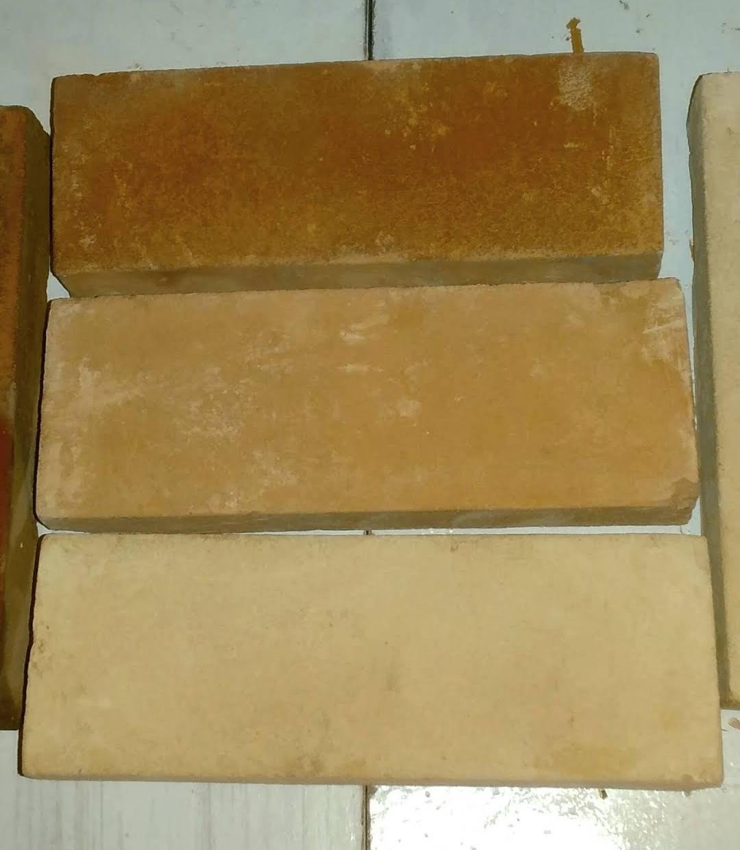 عکس فروشگاه آجر قزاقی