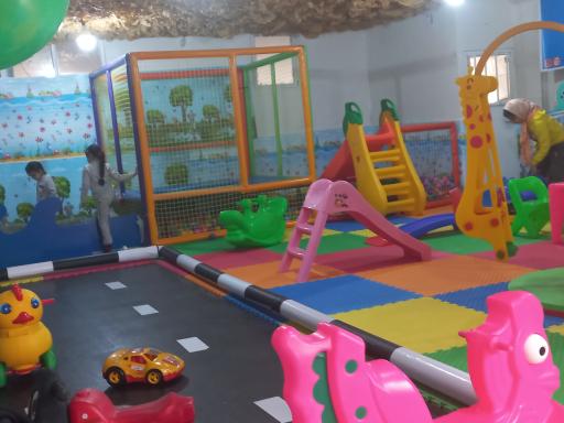 عکس خانه بازی گل نرگس