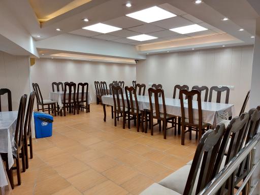 عکس رستوران دلفین شمال