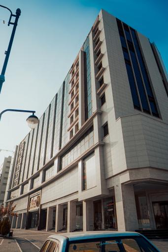 عکس مجتمع تجاری اقامتی آراد