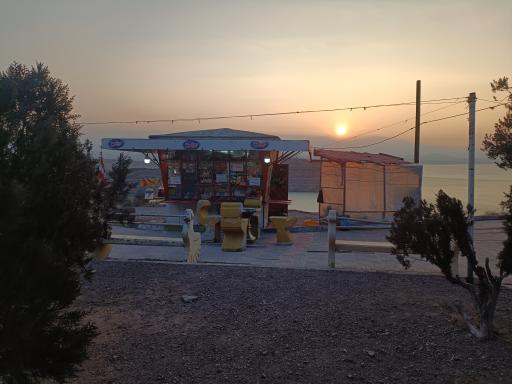 عکس سوپرمارکت منجیل