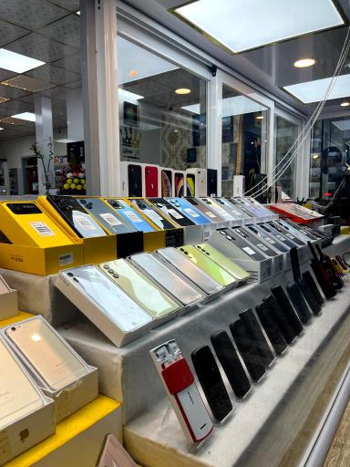 عکس فروشگاه تاج موبایل 