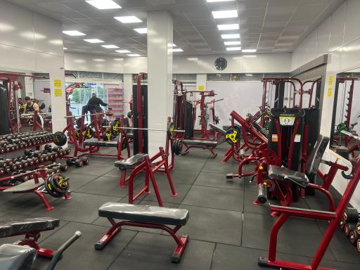 عکس باشگاه بدنسازی جادوی تناسب