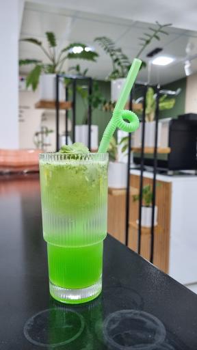 عکس کافه هالین 