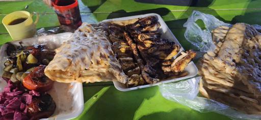 عکس کبابی آقا جان