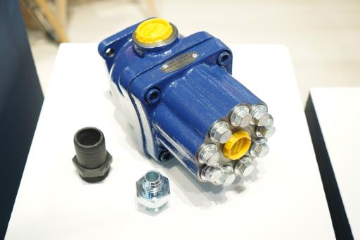 عکس صنایع هیدرولیک هنری (پمپ سازی)