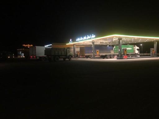 عکس پمپ بنزین