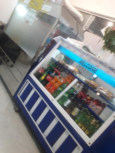 عکس ساندویچ عمو صابر 