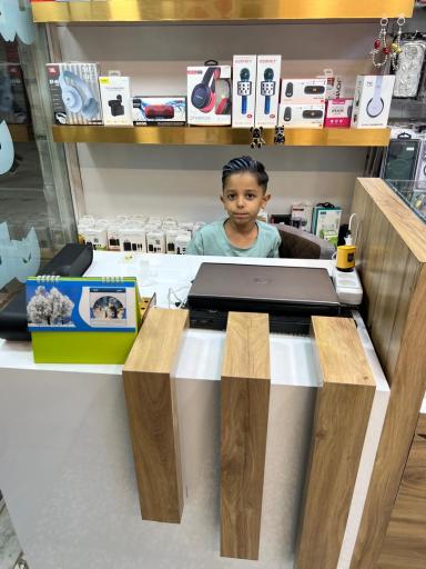 عکس موبایل نیوتل 