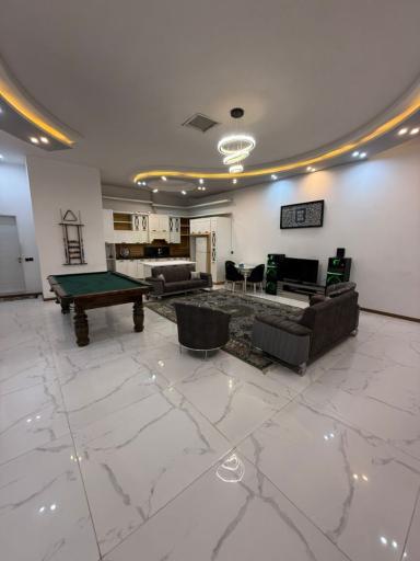 عکس عمارت سالار
