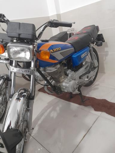 عکس فروشگاه موتورسیکلت ماهان