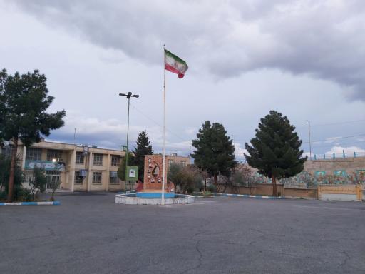 عکس اداره آموزش و پرورش شهرستان ساوه