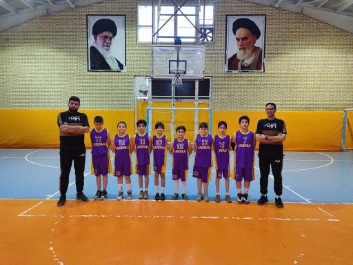 عکس باشگاه بسکتبال جاویدان