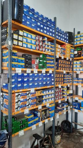 عکس فروشگاه لنت آوا