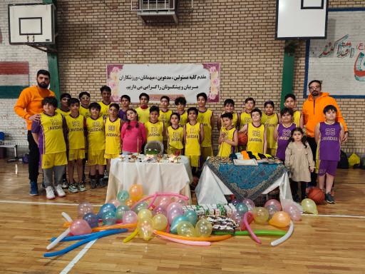 عکس باشگاه بسکتبال جاویدان