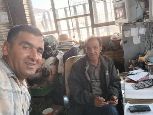 عکس کارگاه خرید ضایعات کارتن آهن لارستانی