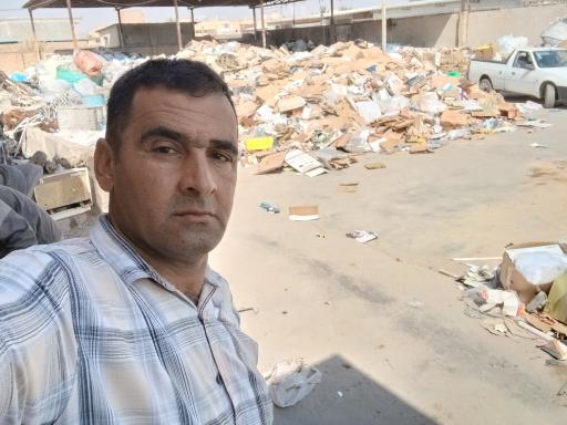 عکس کارگاه خرید ضایعات کارتن آهن لارستانی