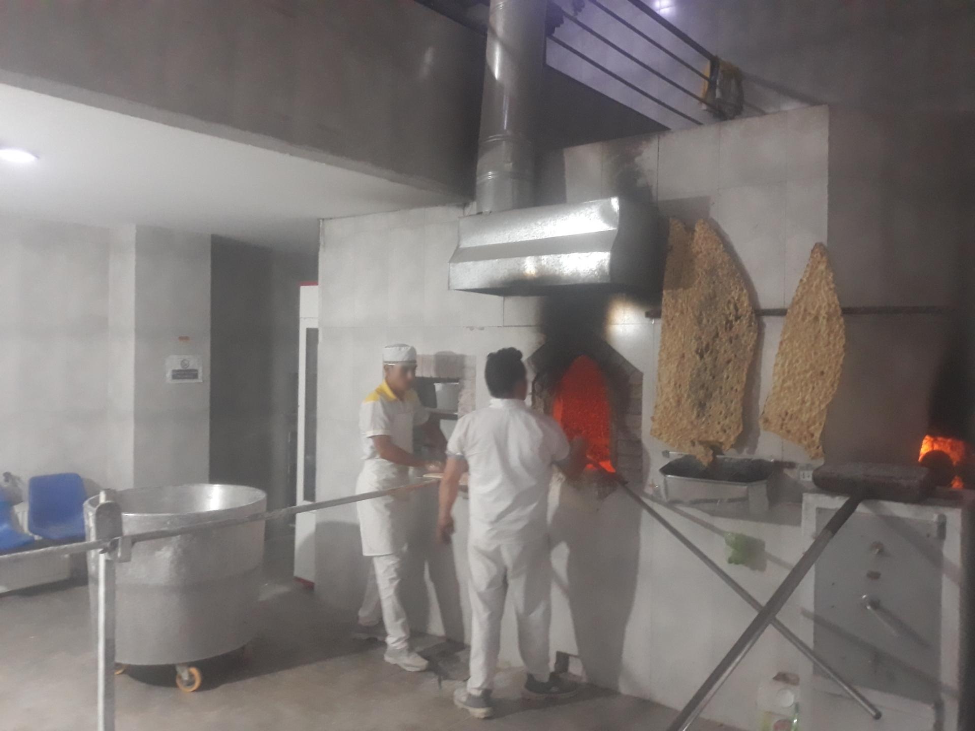 عکس نانوایی سنگکی