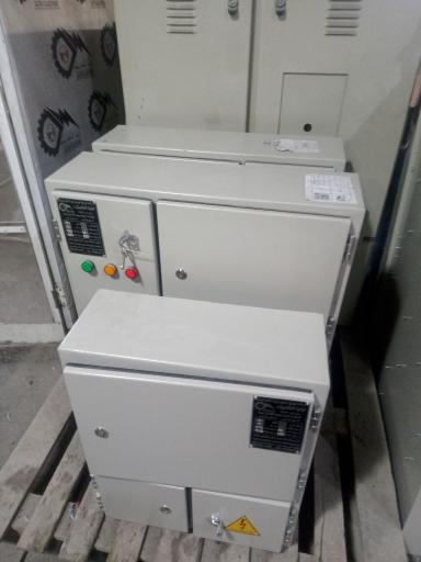 عکس شرکت ایلیا الکتریک 