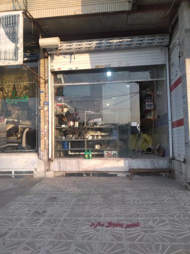 عکس تعمیرات لوازم خانگی و یخچالسازی مکرم