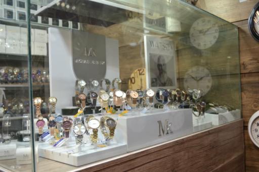 عکس گالری ساعت ویوا