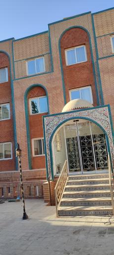 عکس مهمانپذير قائم