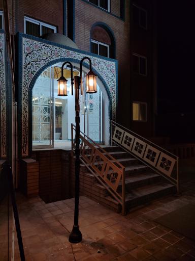 عکس مهمانپذير قائم