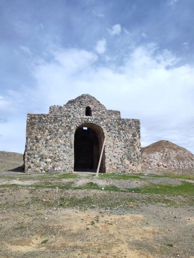عکس چهار طاقی بازه حور